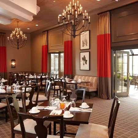 Ethan Allen Hotel