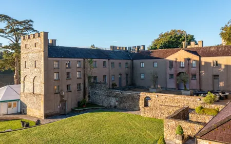 Slebech Park Estate Отели в г. Радбакстон