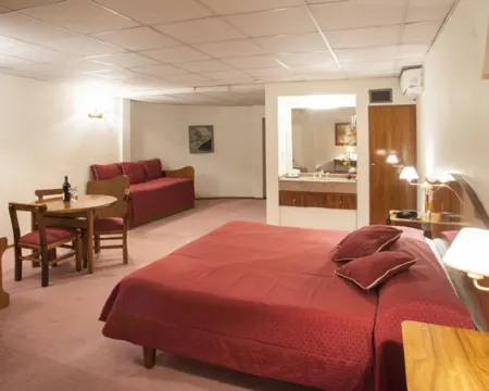 公主飯店 門多薩住宿飯店