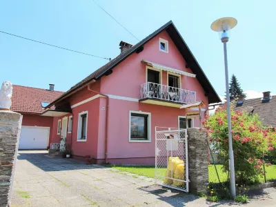 Apartment in Eberndorf Near Petzen Ski Area Hotels in der Nähe von Sablatnigmoor