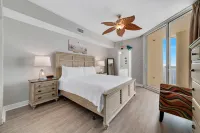 Beach Colony East 15C-Penthouse