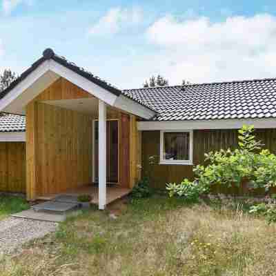 Gorgeous Holiday Home in Nørre Nebel with Hot Tub Hotel Exterior