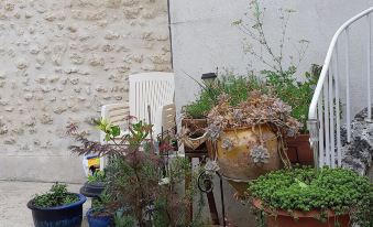 La Miramboise, Chambres et Table D hôtes