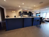 The View - bar