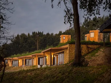 Beautiful Lodge in Gulpen with Garden Отели в г. Гюлпен-Виттем