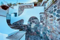 Dependance Castiglione with Pool and View - Happy Rentals