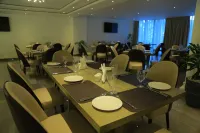 체크 인 호텔스 - 아디스 아바바 아디스아바바 대학교 주변 호텔