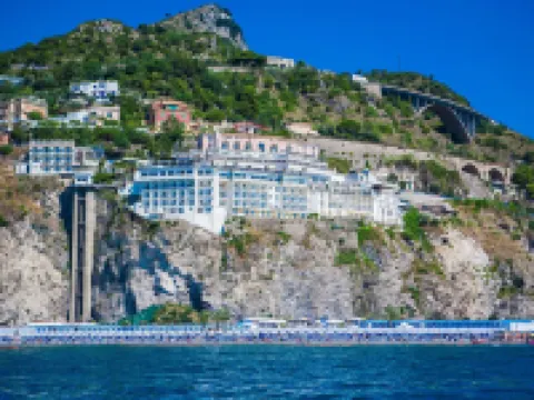 Lloyd's Baia Hotel Hotels in Salerno