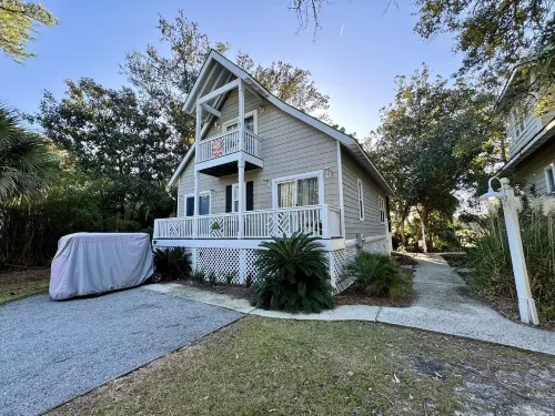 23 Davis Love Hotels in Fripp Island