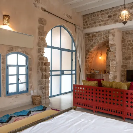 Arabesque Arts & Residency