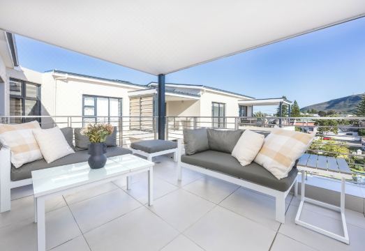 3. 허머너스 에스플..