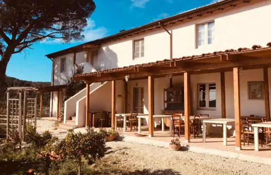 拉米閣諾拉農家樂