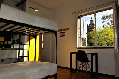 Hostel Mundo Joven Catedral Hotels near Historic center of Mexico City