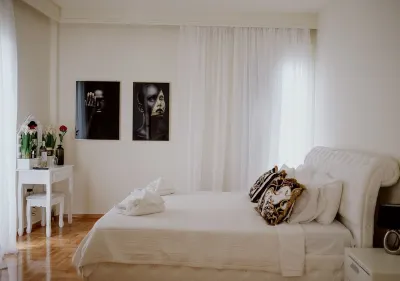 Roh Suites Hotels in Plaka
