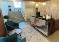 Holdvirág Hotel