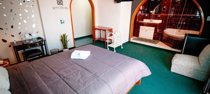 Saint Germain Hotel โรงแรมในตรูฆีโย