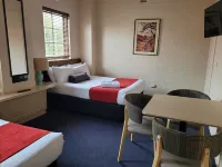 Seaton Arms Motor Inn Hotels in Albury