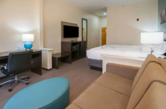 Sleep Inn & Suites Hotel di 