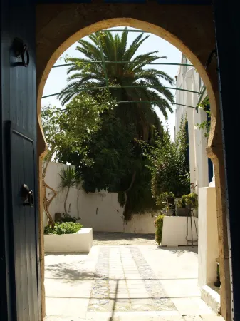 Dar Fatma Отели рядом с достопримечательностью «Ванны Антония Карфагенского»