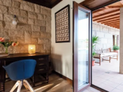 Feel Discovery Maçã Douro Hotels in Armamar