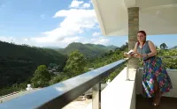 Elysium Garden - Mountain view