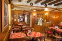 Logis Hôtel de La Cloche Hotels in Ottrott