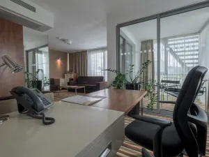 Business Hotel Astrum Laus