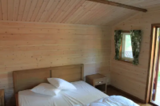 Långsjön Stugor & Camping