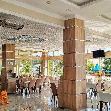 Ceti̇n Presti̇ge Resort