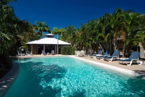 Trinity Beach Club Holiday Apartments