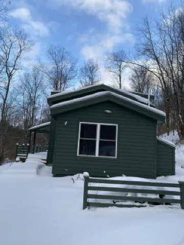 Mountain Forest Retreat w Cedar Hot Tub - Western Catskills