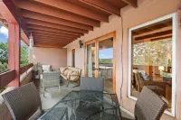Vista Serenity: Cozy Kiva, mountain views, 3 minutes from downtown - Mountain view