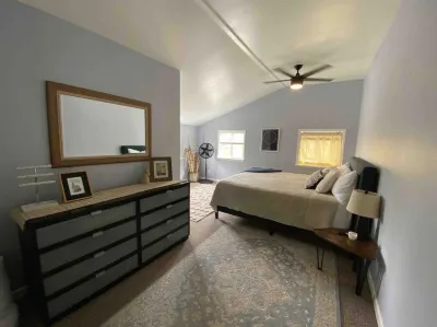 ~Booking for Bills Season~ 3B 2BATH Wanakah Heights Lakeside Home Hotels near BJ's Plaza