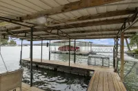 Stunning Lake Views and Dock Access - Charming Lakefront Haven Hotels in Jasper Township