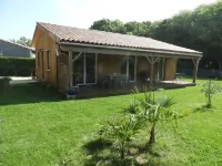 Maison en Bois à la Campagne. Accessible Pmr. Animaux de Compagnie Acceptés