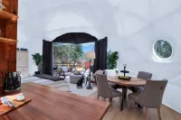 Tranquil Oasis with Cowboy Pool and Yoga Studio - Enchanting Retreat Hotels near Cranes Mill Marina