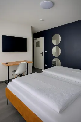 Motelo Bielefeld - Smart Hotel - Homestays