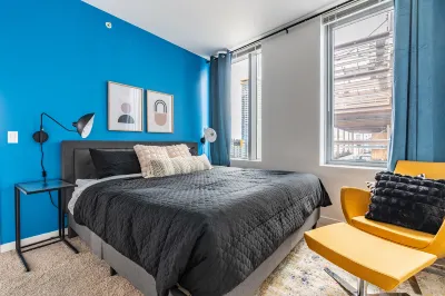 2BR | Rooftop, Pool & Gym | Bellevue | Sophari A فنادق في 