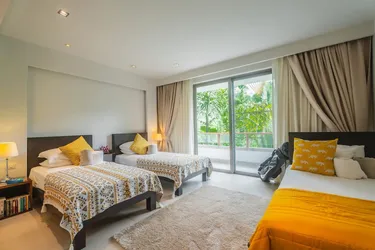 รูปภาพของElegant Beachfront 3BR Condo at Pearl of Naithon
