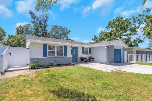 Your Sunny Florida Getaway