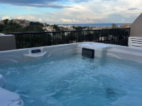 Mayfair by Premier Suites MT Hotels in Swieqi