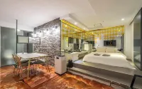 Plein Hotel Hotel di Anyang