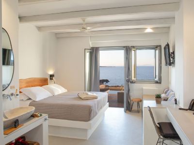Paros Cape Suites
