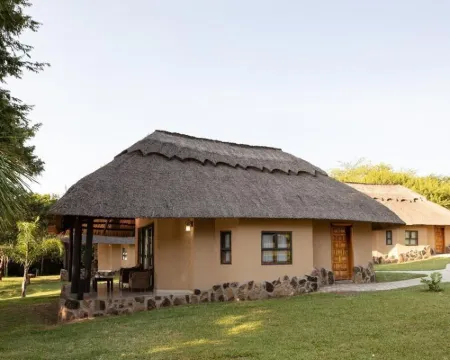 Masaumbezi River Lodge Hotels in Siavonga