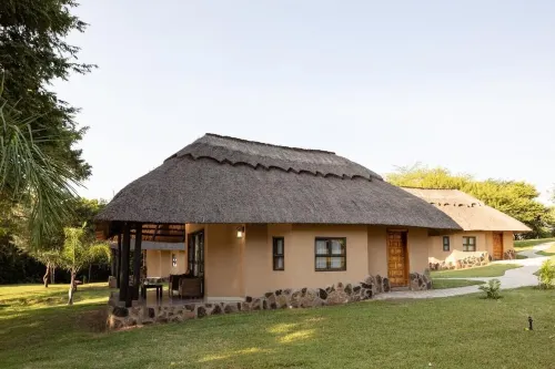 Masaumbezi River Lodge Hotels in Siavonga
