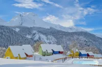 ISKÖ Chalets-HÖTEL, Col d'Aubisque Hotels in Bielle