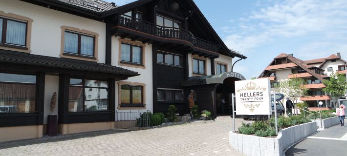 Hotel Hellers Twenty Four I -24h-Check-in- Hotels in Friedrichshafen