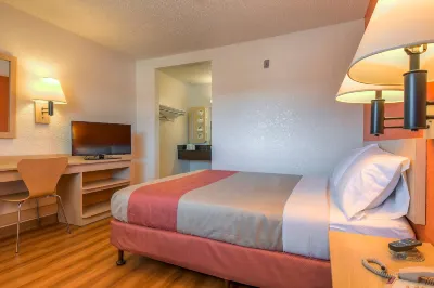 Motel 6 Rowland Heights, CA - Los Angeles - Pomona Hotels in Rowland Heights