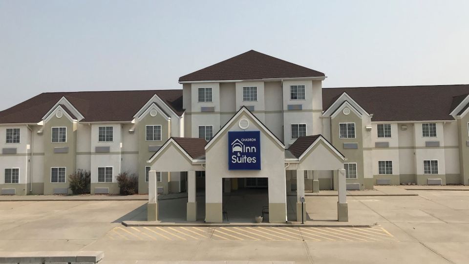 Chadron Inn & Suites