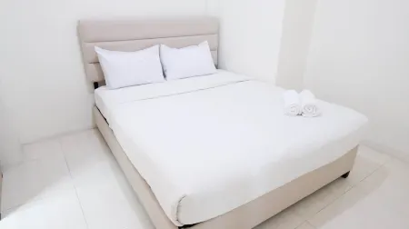 Spacious and Best Deal 2Br Apartment at Puncak Bukit Golf Surabaya Отели рядом с достопримечательностью «Loop»